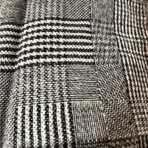 Banana Republic Oversized Houndstooth scarf (Black/Gray), Unisex